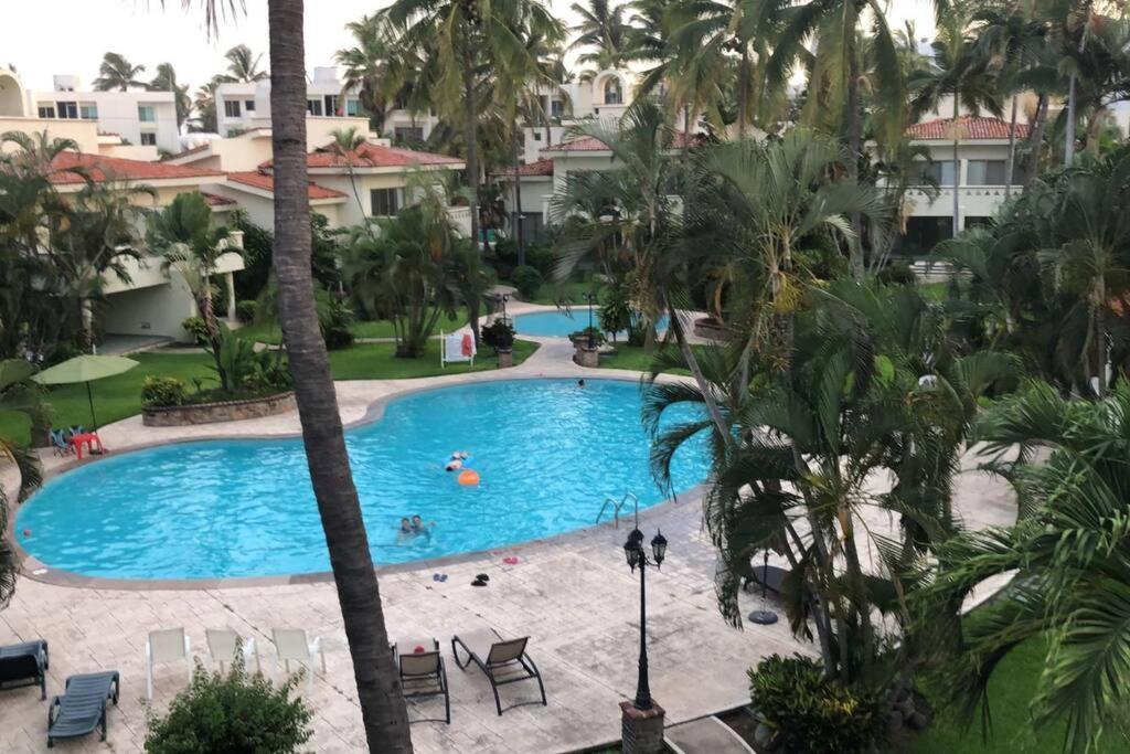 Hermoso Apartamento En Manzanillo Con Alberca Y Cancha De Tenis, Ideal Para Relajarse Y Disfrutar De Una Escapada Tranquila En El Paraiso Tropical المظهر الخارجي الصورة