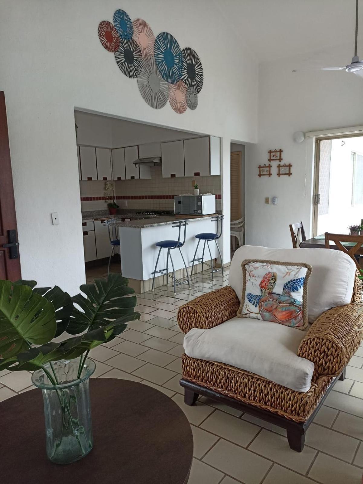 Hermoso Apartamento En Manzanillo Con Alberca Y Cancha De Tenis, Ideal Para Relajarse Y Disfrutar De Una Escapada Tranquila En El Paraiso Tropical المظهر الخارجي الصورة